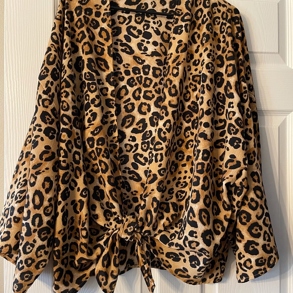 Leopard Print Topper - Size M - image 1